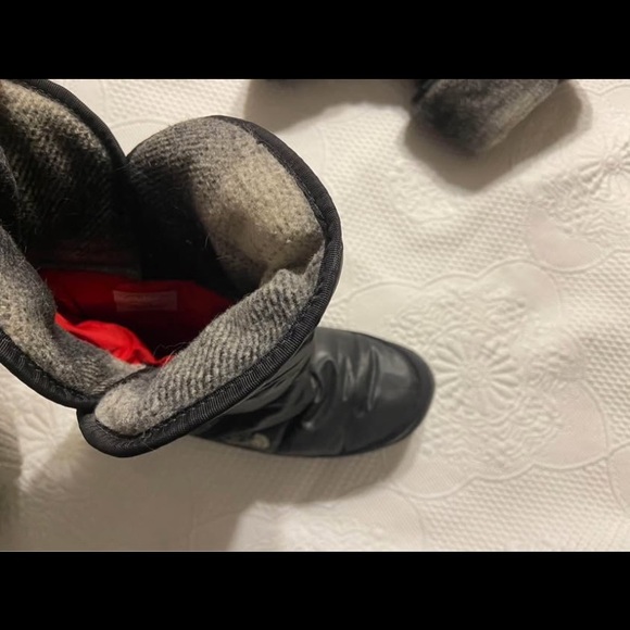 The North Face Amor 2 Women's Quilted Black Winter Boots - Picture 6 of 7